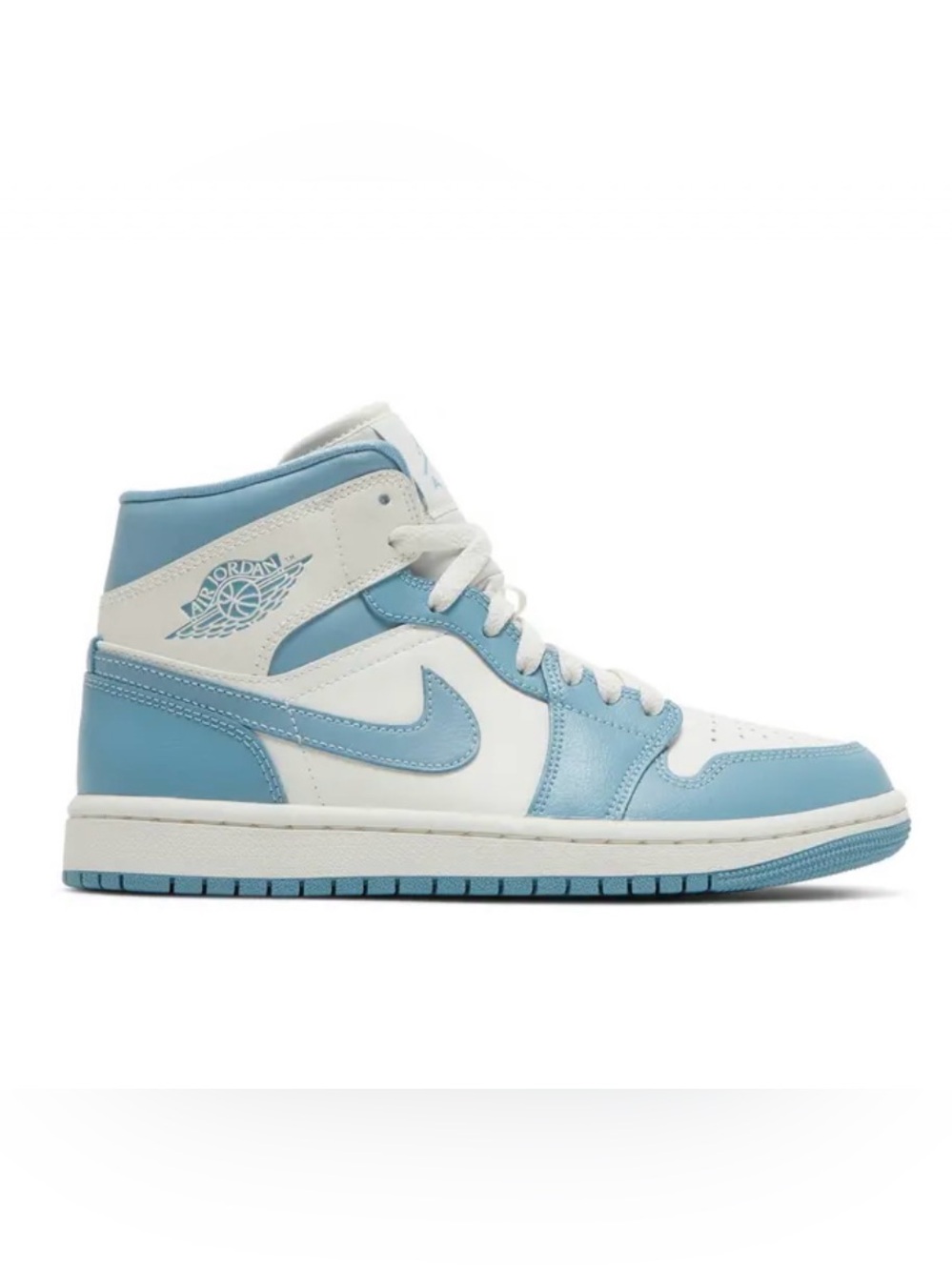 Women’s Nike Jordan 1 mid sneakers